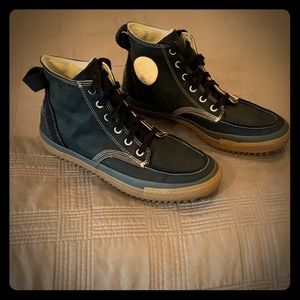 Converse sawtooth leather high tops 10.5